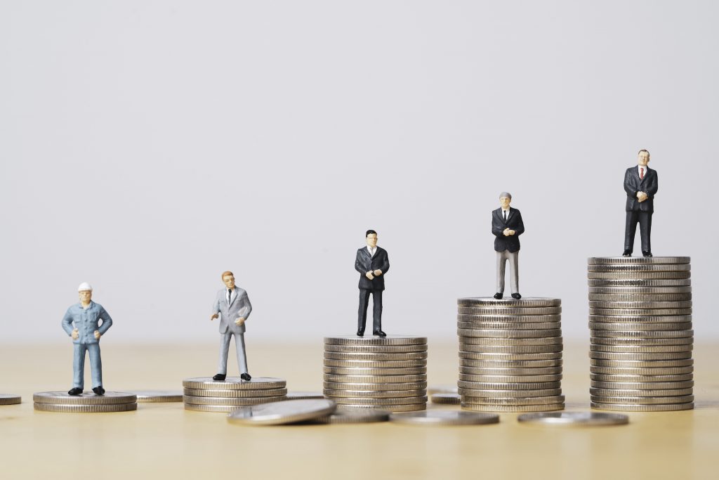 有領到嗎？2021年平均年薪65.6萬創6年新高！這三大行業仍是高薪冠軍