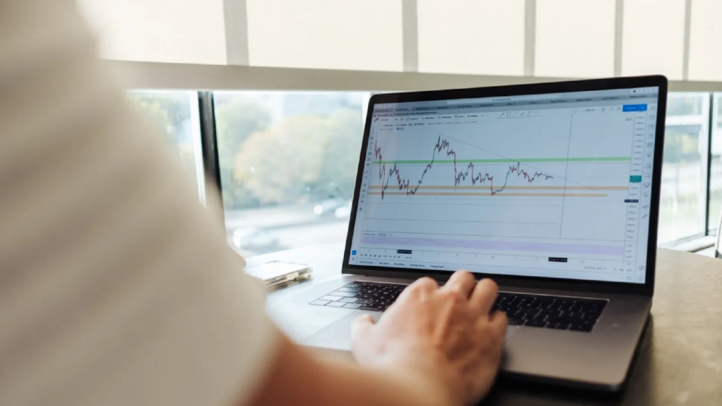 如何用 3 檔 ETF 為自己加薪？簡單 3 步打造月領 4 萬被動收入